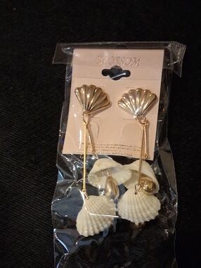 Blossom Gold Shell Drop Earrings - Gold & White